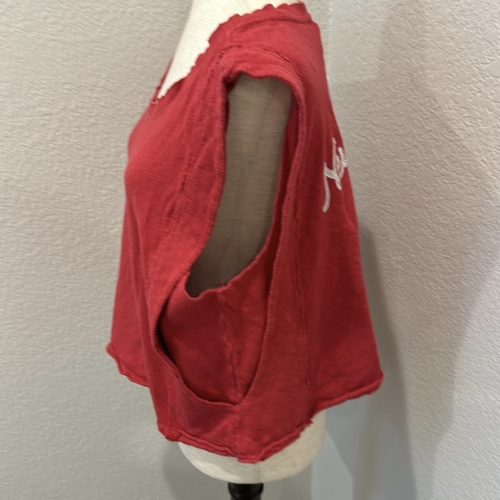 We The Free Red Muscle Tee Crop Top - Picture 3 of 5